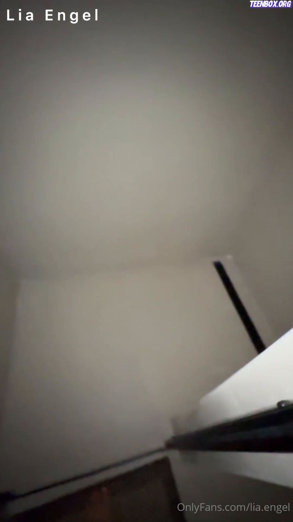 Sex in Shower Room: OnlyFans Hottest Moments Revealed!