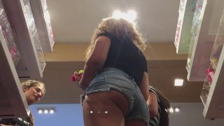 Incredibly bubbly ass of a teen girl-3