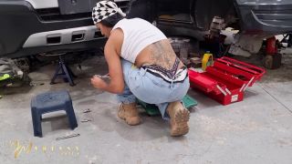 Duncan Saint - The Mechanic Mariana Martix Fixes Duncan Saint'S Car And Charges Him With Sex - Pornhub, Mariana Martix (FullHD 2021)-0