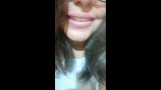 En clases delante del maestro me masturbo sin que los dems de la clase se den cuenta-9