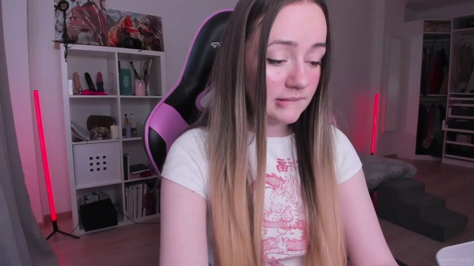 Vampire Seduction: Sultry Nocturnal Passion Thrills Await