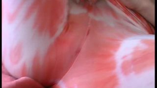 CamelToe radka v scene1 (mp4)-2