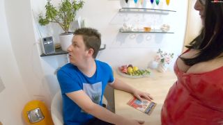 Milfluder_Lili - Freund meines StiefSohnes (19J) verfuehrt - Ist das verboten , hairy amateur pics on amateur porn -1
