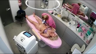 Hidden-Zone.com- Spying in the cosmetic salon-2